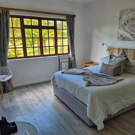 Storms River Guest Lodge Stormsrivier Esterno foto