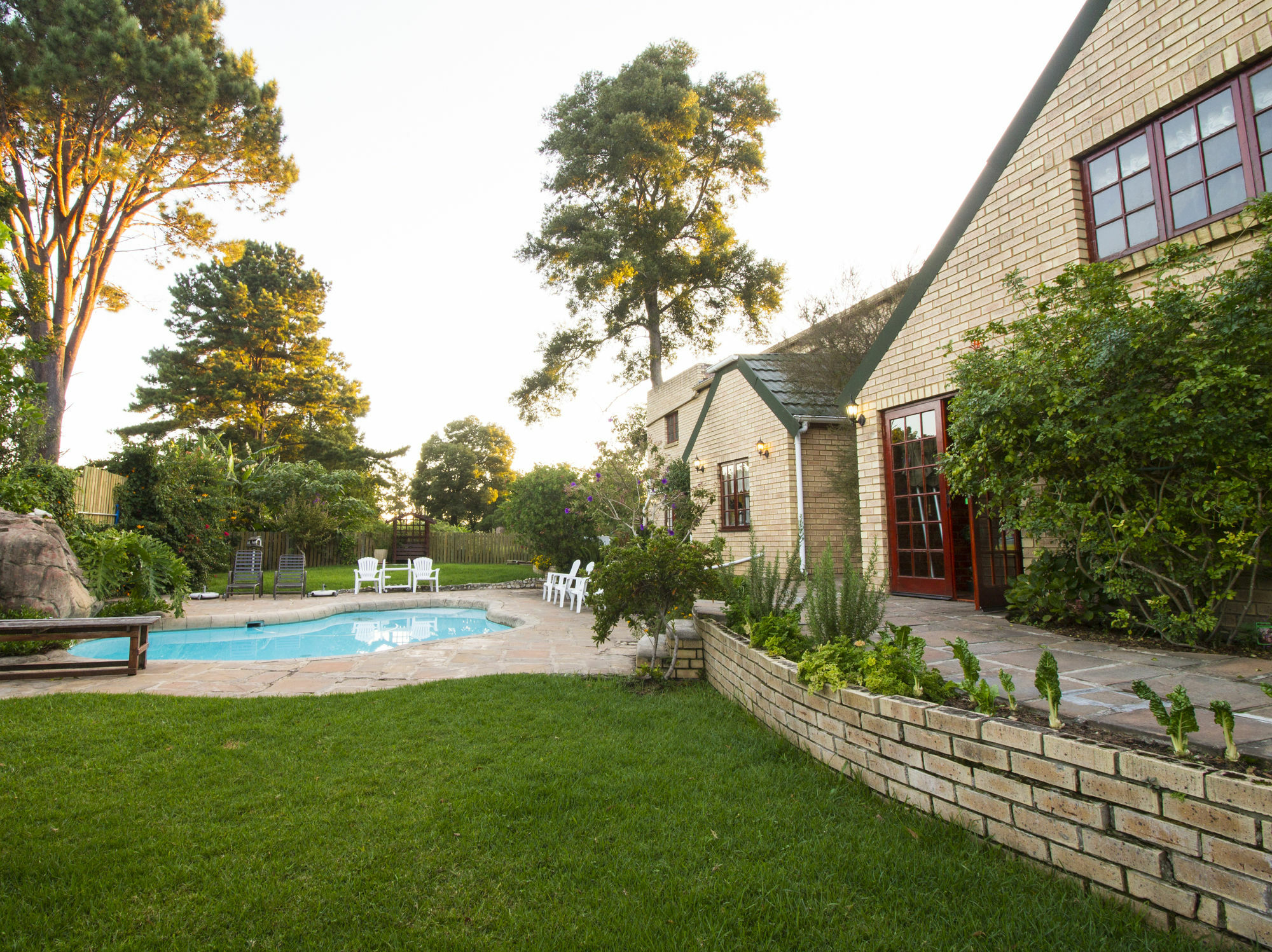 Storms River Guest Lodge Stormsrivier Esterno foto