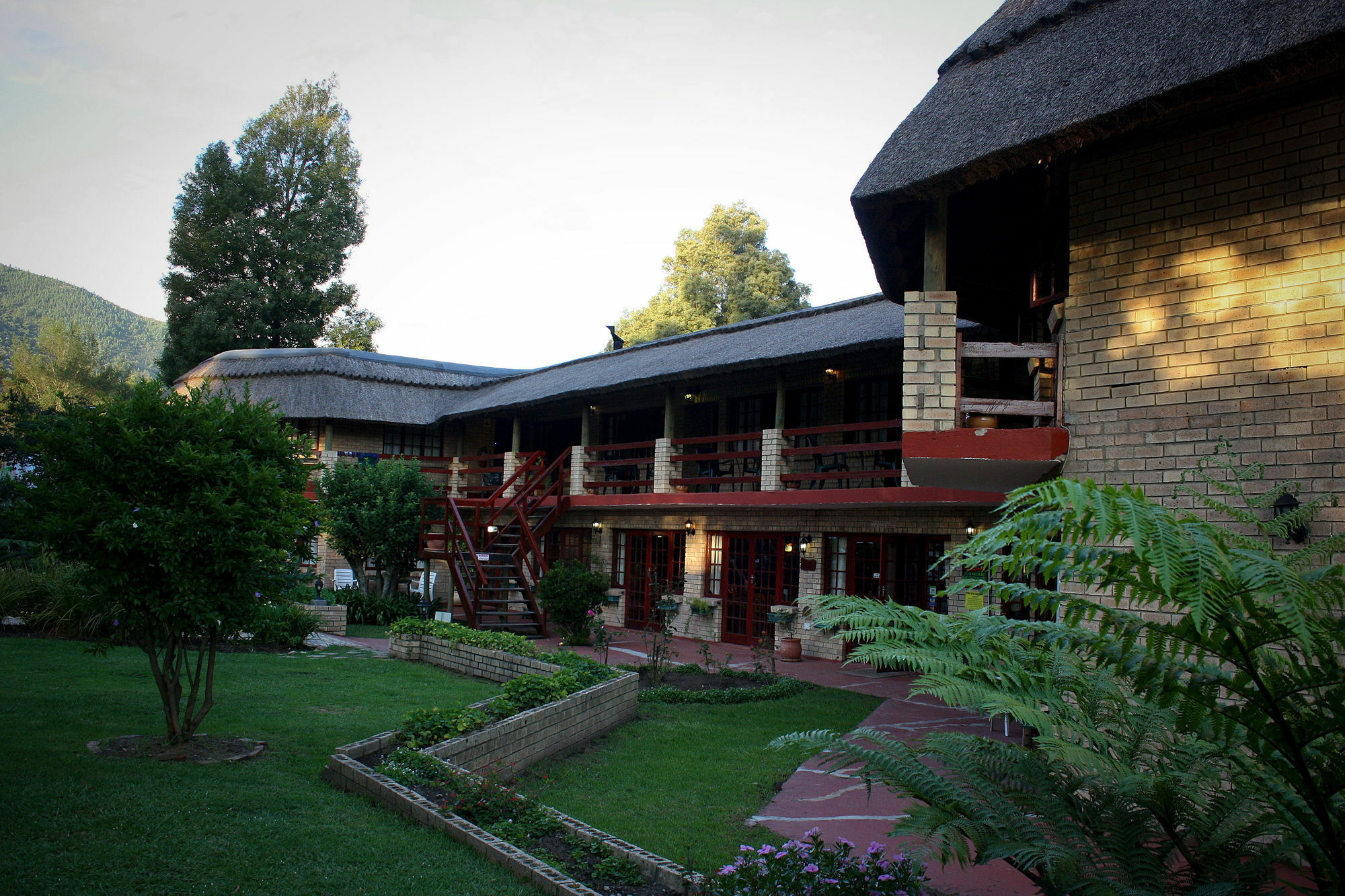 Storms River Guest Lodge Stormsrivier Esterno foto