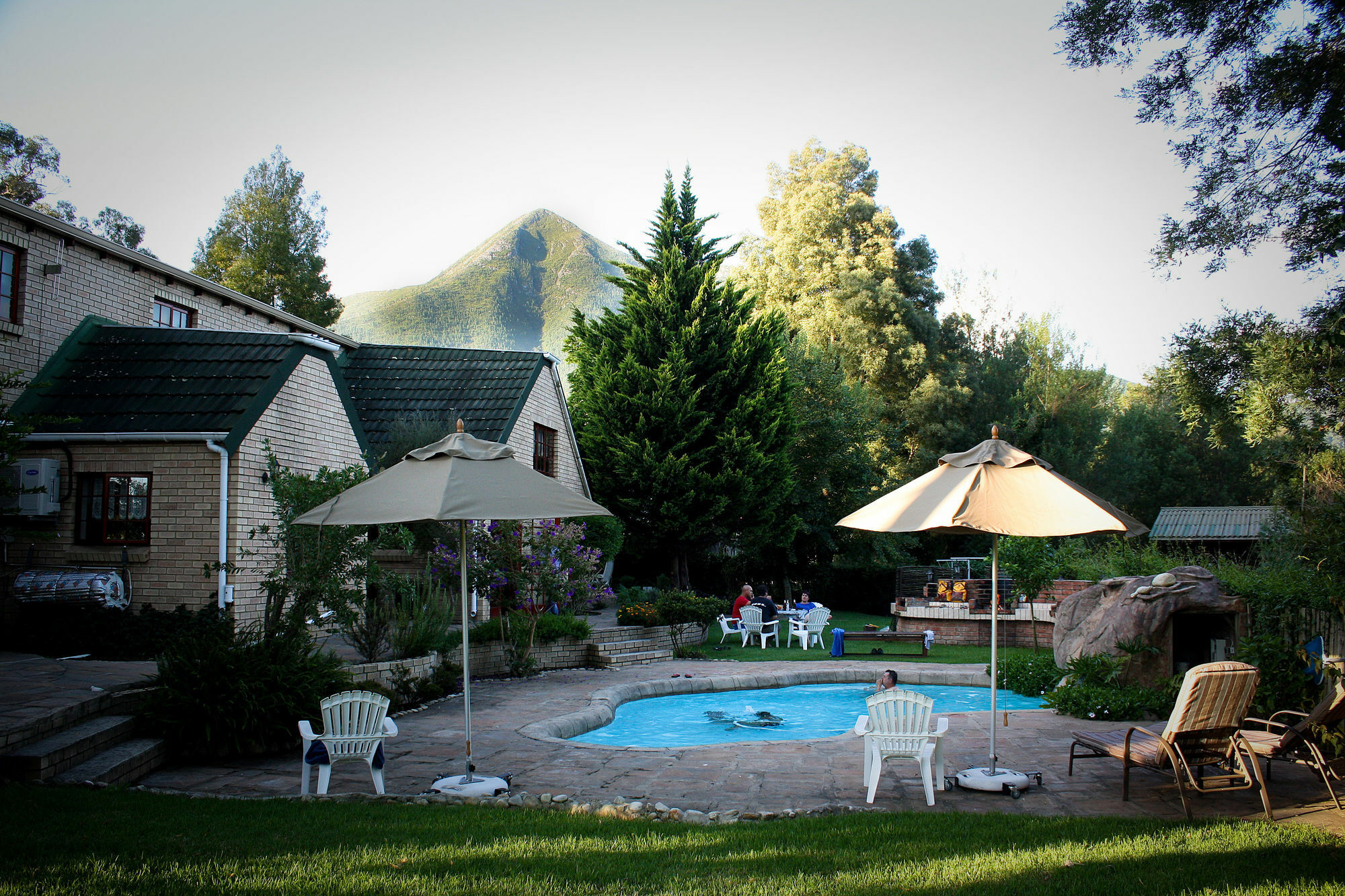 Storms River Guest Lodge Stormsrivier Esterno foto